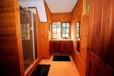The Great House Bnb - Great Ocean Road Tourism 5