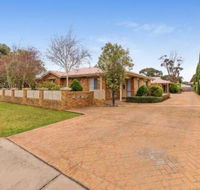 2 / 3 Wyndham AveCowes - Great Ocean Road Tourism