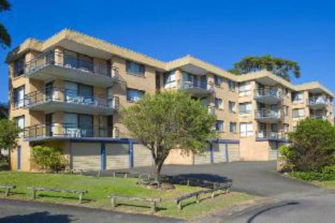 2 Bedroom Apartment Commodore Unit 3 6 Intrepid Close - Great Ocean Road Tourism 3