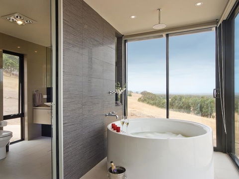 The McLaren Eye Holiday House - Great Ocean Road Tourism 5