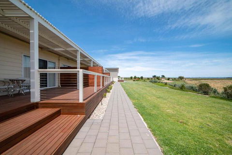 Coastal Lodge - Great Ocean Road Tourism 5