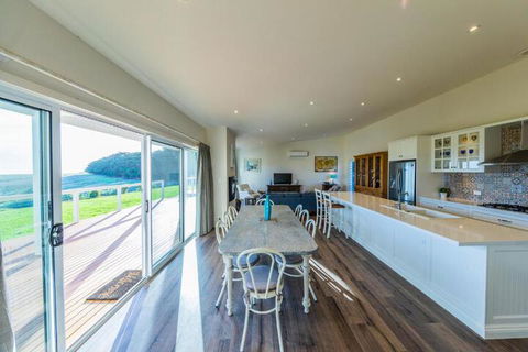 Coastal Lodge - Great Ocean Road Tourism 6