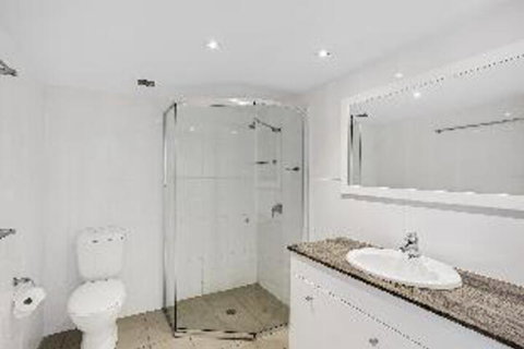 3 Bedroom Apartment Albacore Unit 6 12 Ondine Close - Great Ocean Road Tourism 4