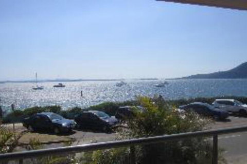 3 Bedroom House Shoal Bay Palm Beach - Great Ocean Road Tourism 4