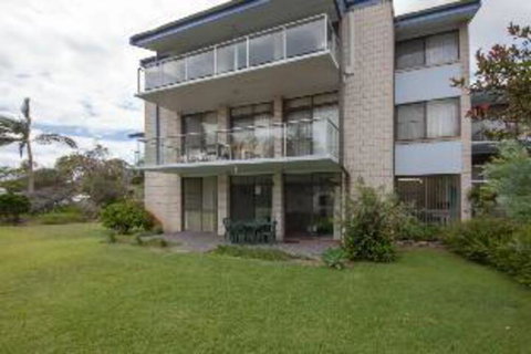2 Bedroom Apartment Villa Ellisa Unit 1 - Great Ocean Road Tourism 2
