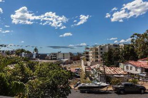 2 Bedroom Apartment Sunset Towers Unit 2 - Great Ocean Road Tourism 3