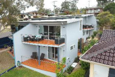3 Bedroom House Government Road 117a Pollys View FREE WIFI & PET FRIENDLY - Great Ocean Road Tourism 2