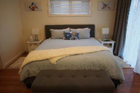 3 Bedroom House Government Road 117a Pollys View FREE WIFI & PET FRIENDLY - Great Ocean Road Tourism 4