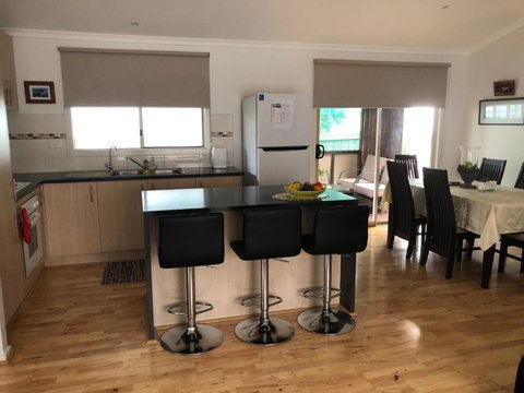 Modern Home Tarwin Lower - Great Ocean Road Tourism 3