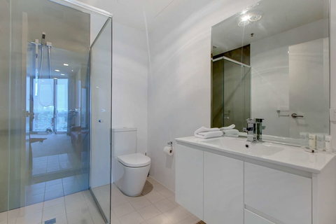 Executive Suite Adelaide CBD - Great Ocean Road Tourism 0