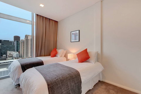 Executive Suite Adelaide CBD - Great Ocean Road Tourism 3