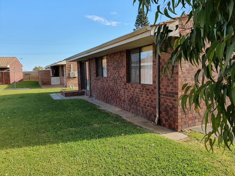 Ocean Beach Chalet 18 - Great Ocean Road Tourism 6