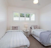 The White House Central Coolum with Spectacular Ocean Views  WiFi - Great Ocean Road Tourism