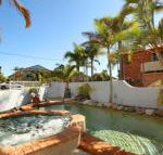 Unit 4 Coolum Sands Apartments 34 First Avenue Coolum Beach 400 BOND LINEN SUPPLIED - Great Ocean Road Tourism