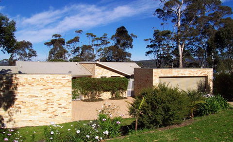 LAKESIDE2 - Great Ocean Road Tourism 1