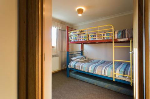 Arthur Riverfront & Sea Lodge Upstream - Great Ocean Road Tourism 0