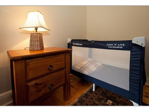 Fairholme Townhouse - Great Ocean Road Tourism 6