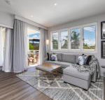Sleek modern  comfortable on Hastings Street - Great Ocean Road Tourism