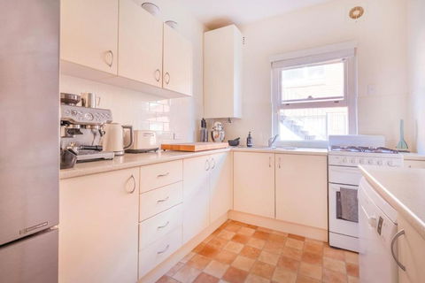Beautiful Beach Home In Superb Location - Great Ocean Road Tourism 5