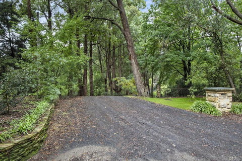 NUNGAROO COTTAGE - Great Ocean Road Tourism 1