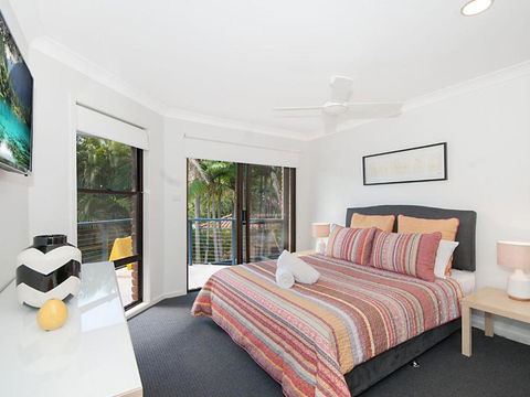 Calinda Sol 11 - Great Ocean Road Tourism 3