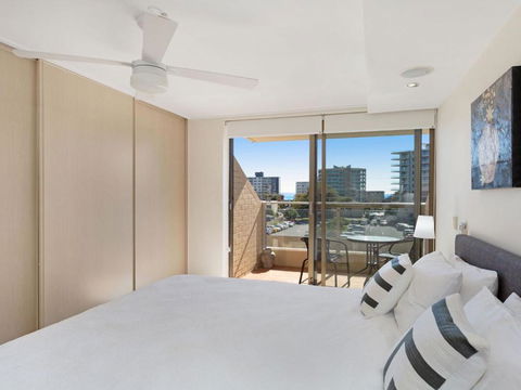 Garden Apartment At Forster Tower - Great Ocean Road Tourism 2