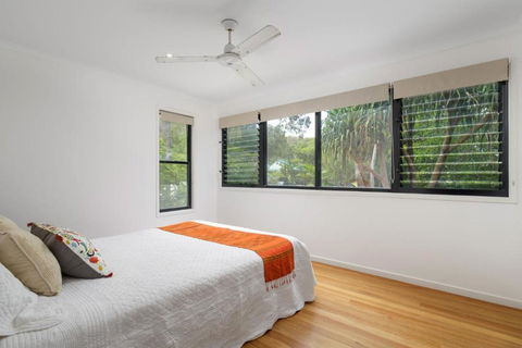 12 Naiad Court Pool Sleeps 8 Close To Beach - Great Ocean Road Tourism 1