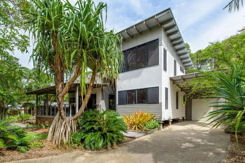 12 Naiad Court Pool Sleeps 8 Close To Beach - Great Ocean Road Tourism 3