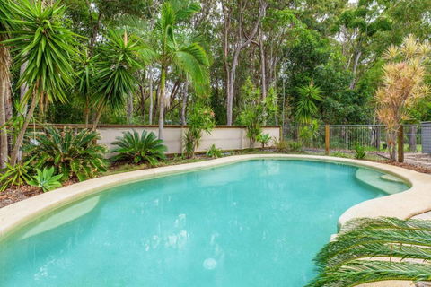 12 Naiad Court Pool Sleeps 8 Close To Beach - Great Ocean Road Tourism 5