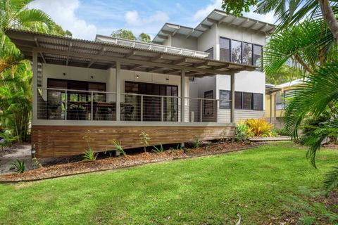 12 Naiad Court Pool Sleeps 8 Close To Beach - Great Ocean Road Tourism 2