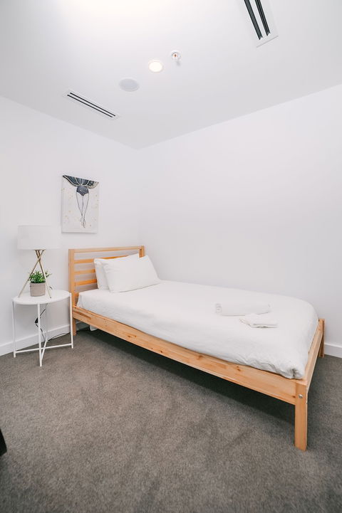 Brisbane One Apartment 3 Bedroom - Great Ocean Road Tourism 6