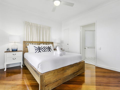Panoramic Ocean Views In Peregian Beach! 41 Parakeet Cresent - Great Ocean Road Tourism 5