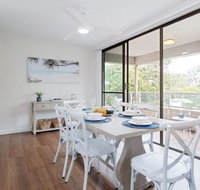 3 Bangalee 41 Soldiers Point Rd Fantastic Waterfront Unit with Pool WIFI  Chromecast - Great Ocean Road Tourism
