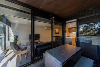 Accommodate Canberra Midnight Apartments - Great Ocean Road Tourism 0