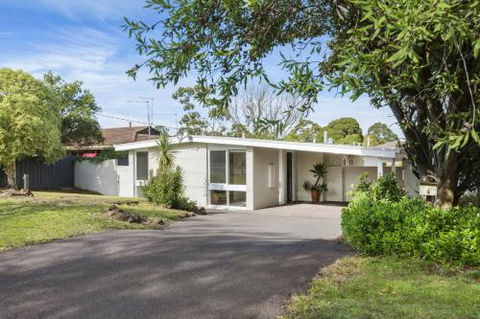 SUNKISSED MORNINGTON - Great Ocean Road Tourism 2