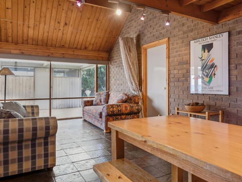South Beach House 2 11 Gold Coast Drive - Great Ocean Road Tourism 1