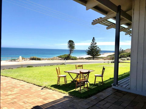 South Beach House 1 12 Gold Coast Drive - Great Ocean Road Tourism 2