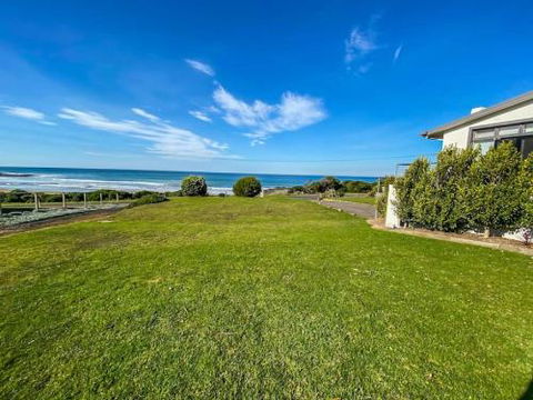 MAVI BEACH HOUSE Beachfront Wifi Views - Great Ocean Road Tourism 6