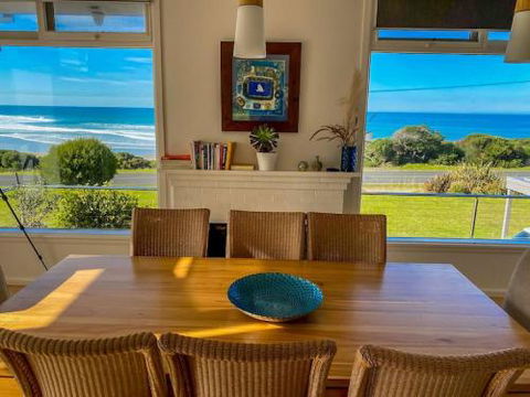 MAVI BEACH HOUSE Beachfront Wifi Views - Great Ocean Road Tourism 3