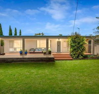 Casual Beachin It Family Getaway with Bungalow on Beachfront - Great Ocean Road Tourism
