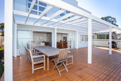 Tranquility Absolute Waterfront Pet Friendly 10 Mins To Hyams Beach - Great Ocean Road Tourism 6
