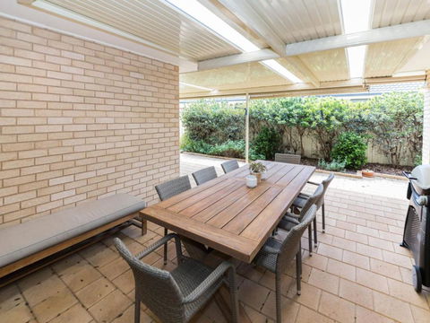 Beachside At Normanville 7 Ronald Street - Great Ocean Road Tourism 1