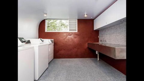 Soho Chic Apartment - Great Ocean Road Tourism 4