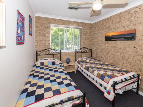 Broadbeach Retreat 32 Broadbeach Drive - Great Ocean Road Tourism 3