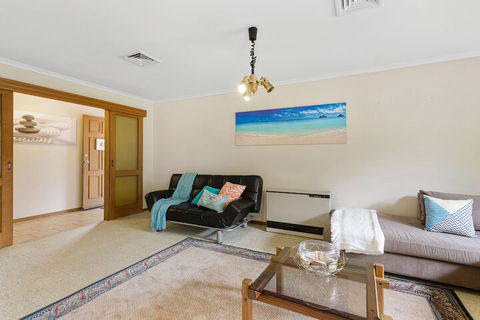 CAPEL A Great Family Getaway - Great Ocean Road Tourism 5