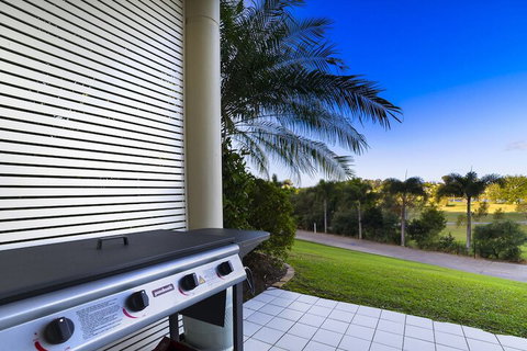 Daydream On The Greens - Great Ocean Road Tourism 4