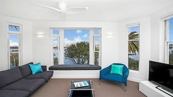 Modern Apartment With Sydneys Finest Views CP308 - Great Ocean Road Tourism 6