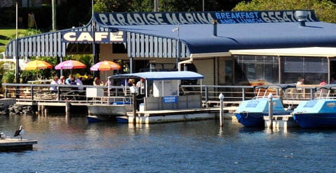 26 Wallis View - Opposite The Lake - 3 Bedroom Apartment - Sleeps 8 - Great Ocean Road Tourism 2