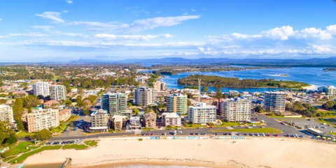 26 Wallis View - Opposite The Lake - 3 Bedroom Apartment - Sleeps 8 - Great Ocean Road Tourism 5