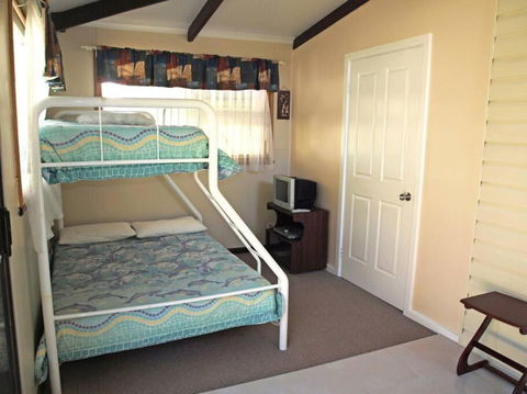 CHAP14C Chapman Cottage - Great Ocean Road Tourism 5